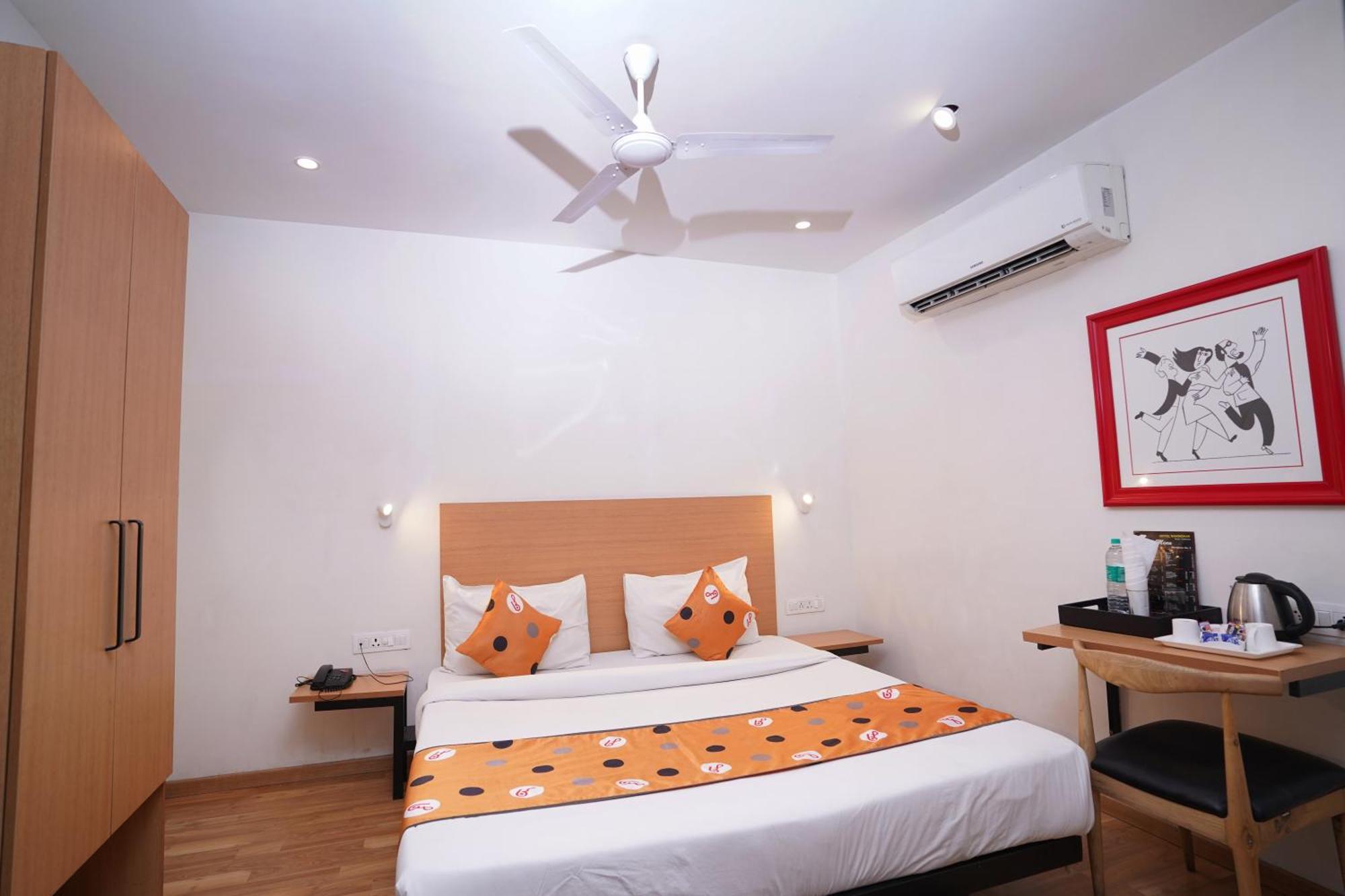 Hotel Mira Residency- Outer Ring Road, Paschim Vihar Делі Екстер'єр фото