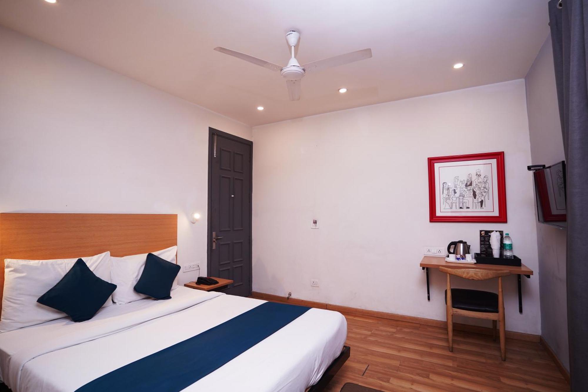 Hotel Mira Residency- Outer Ring Road, Paschim Vihar Делі Екстер'єр фото