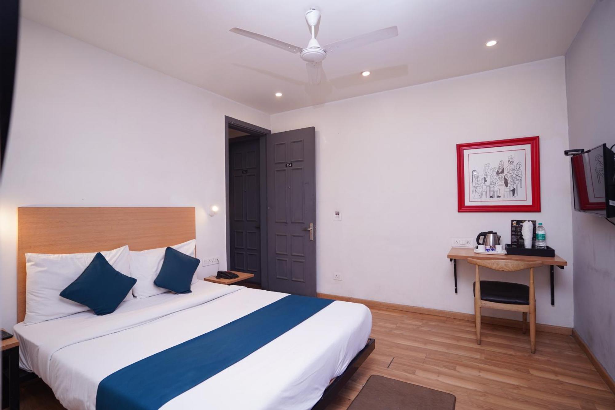 Hotel Mira Residency- Outer Ring Road, Paschim Vihar Делі Екстер'єр фото
