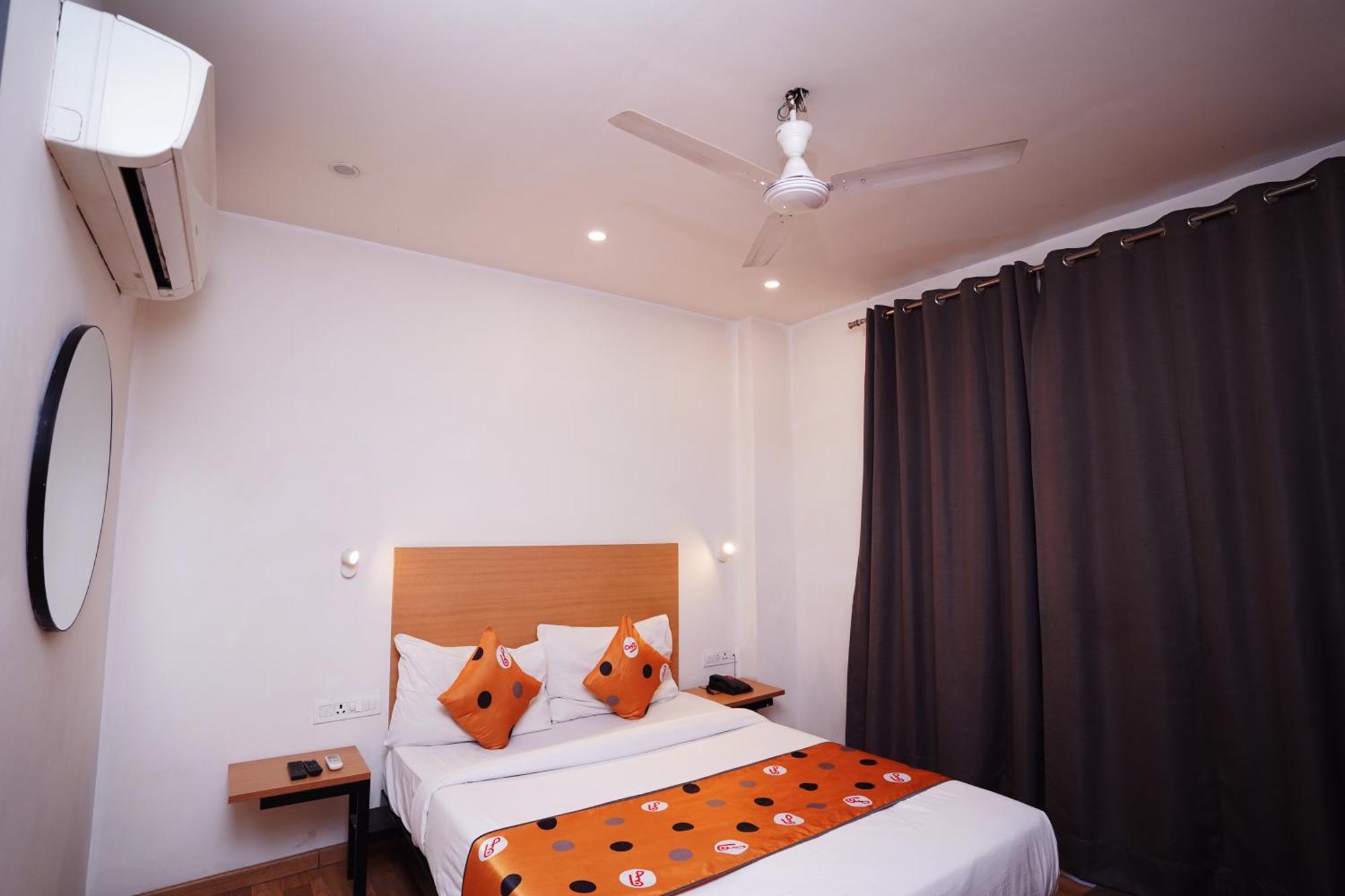 Hotel Mira Residency- Outer Ring Road, Paschim Vihar Делі Екстер'єр фото
