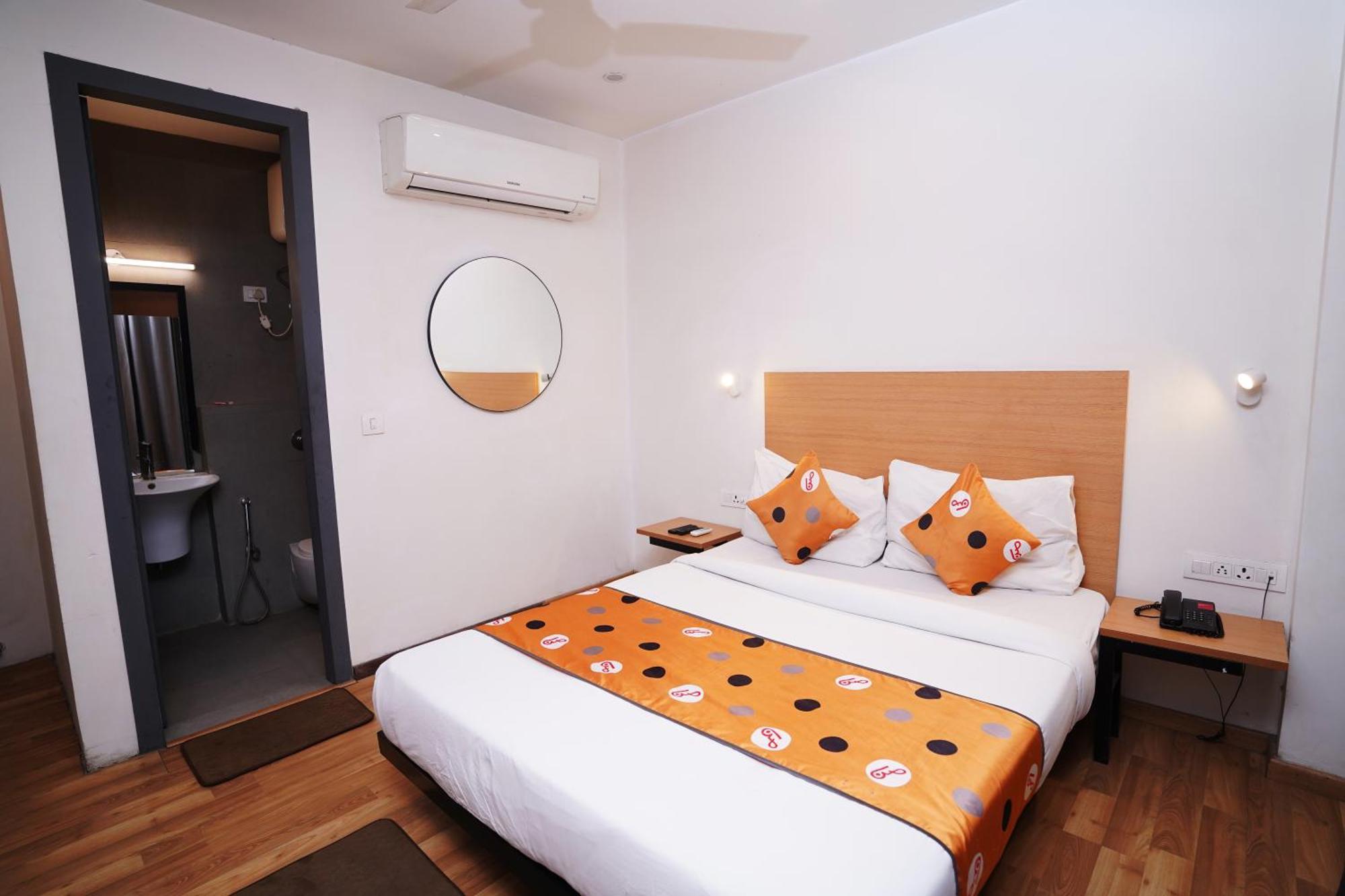 Hotel Mira Residency- Outer Ring Road, Paschim Vihar Делі Екстер'єр фото