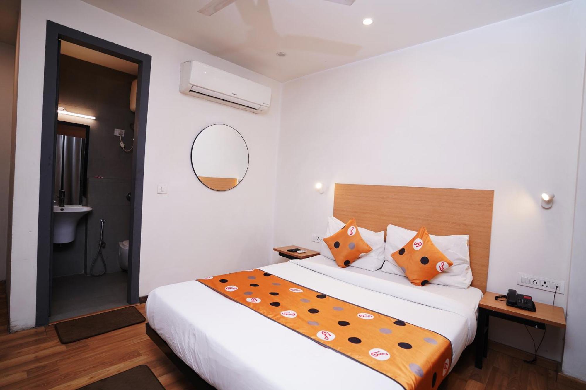 Hotel Mira Residency- Outer Ring Road, Paschim Vihar Делі Екстер'єр фото